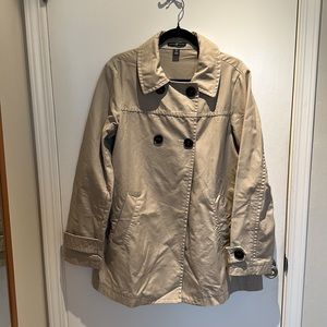 Gap A-line/swing trench coat
